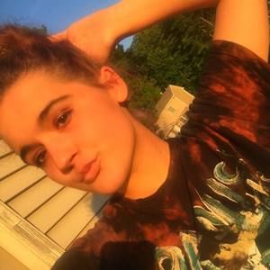 Meet your Posher, Isabella